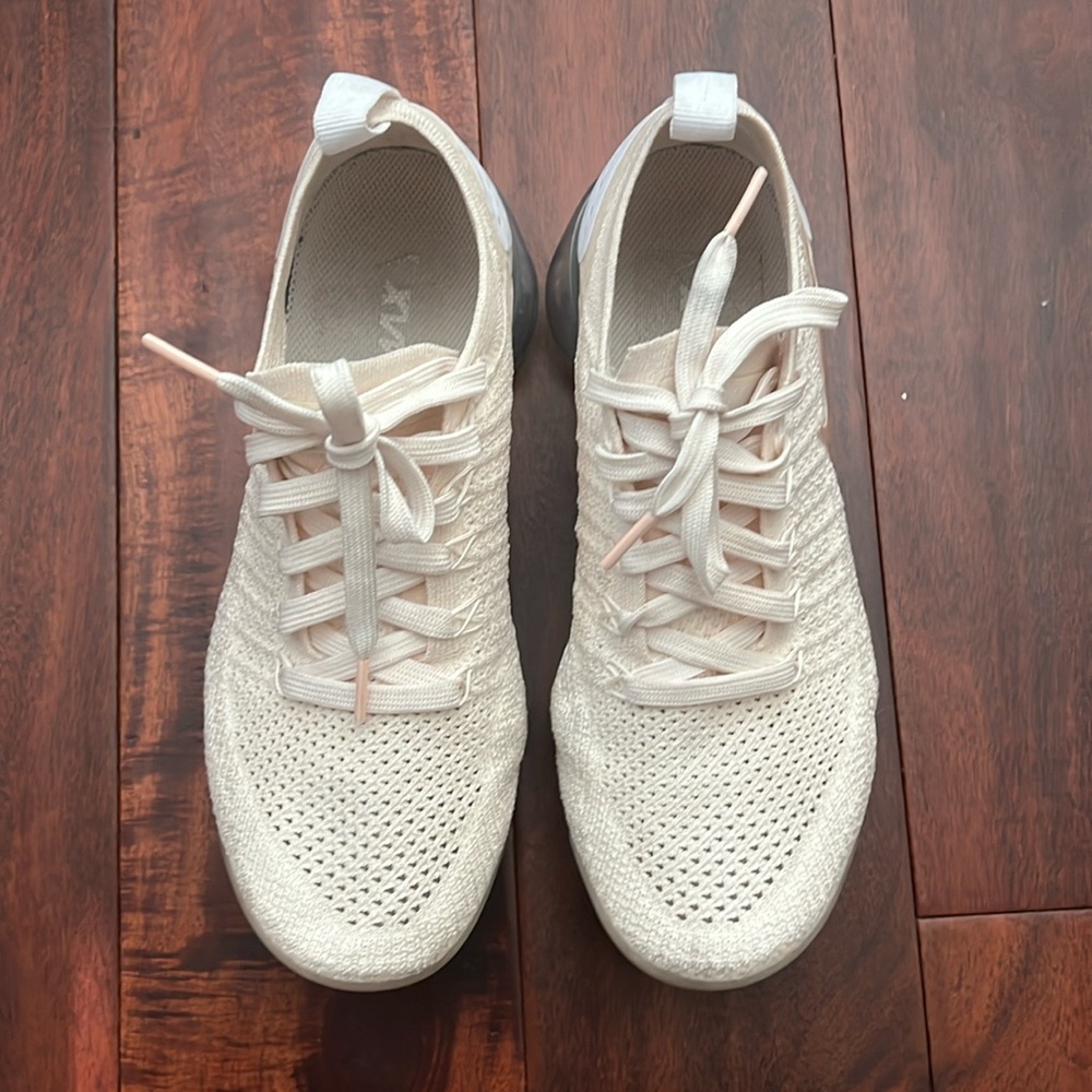 Nike vapor max tennis shoes sneakers size 7 women’s